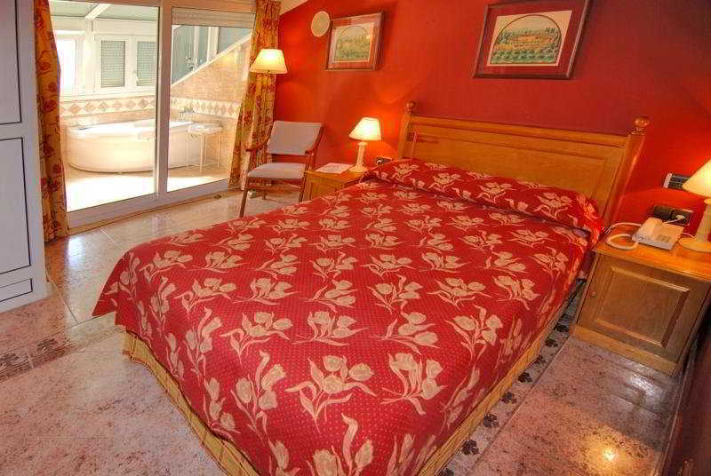 Hotel Colon Spa เบคาร์ ห้อง รูปภาพ